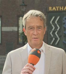 Normen Odenthal im Schaltgespräch