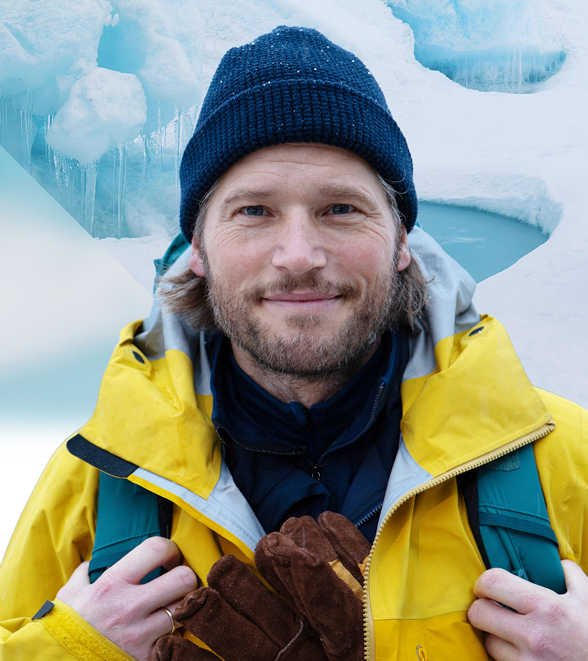 Sebastian Ströbel vor arktischem Eis