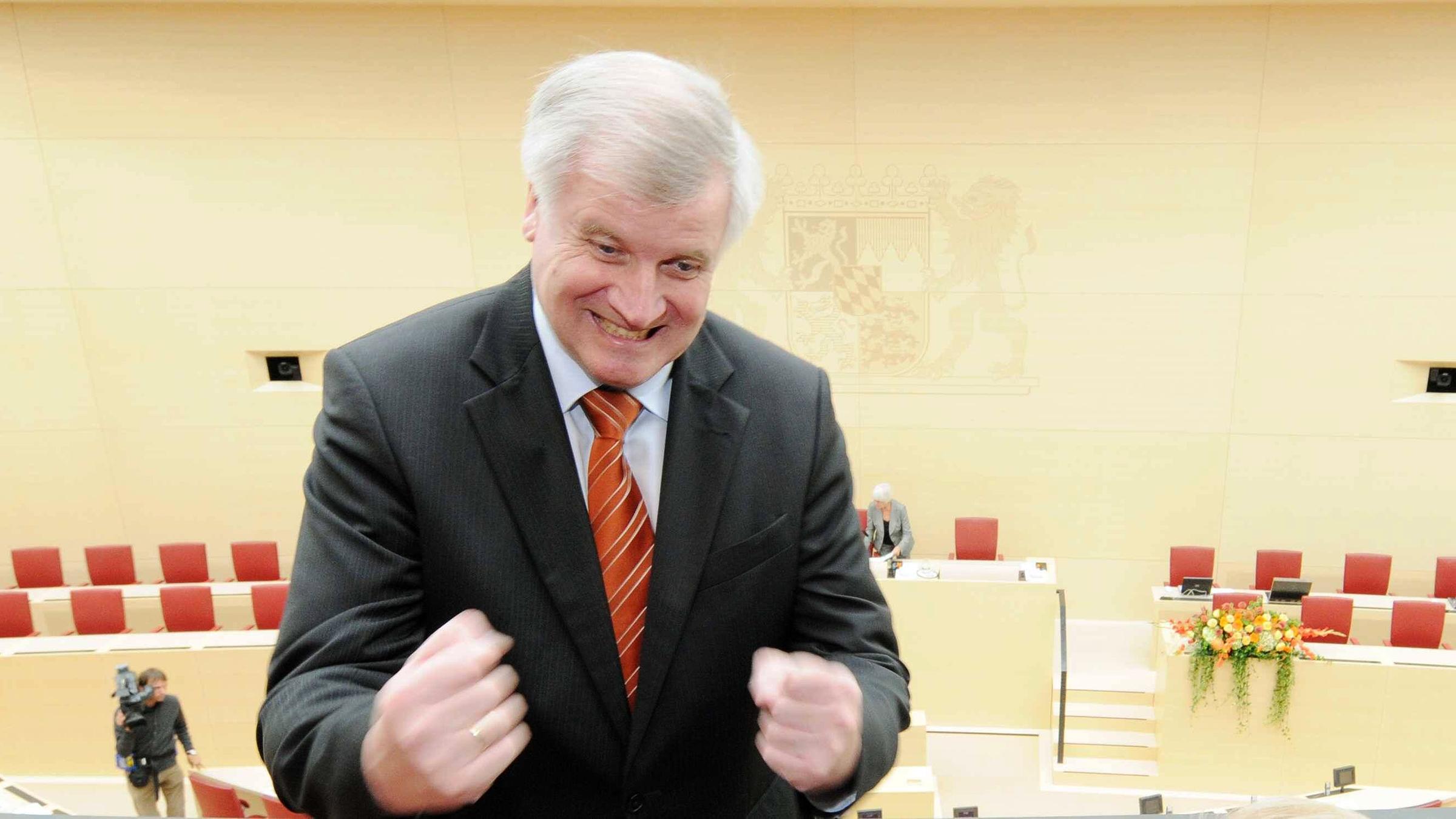 Horst Seehofer (Deutschland/CSU/Ministerpräsident Bayern) anlässlich der konstituierenden Sitzung des bayerischen Landtags in München
