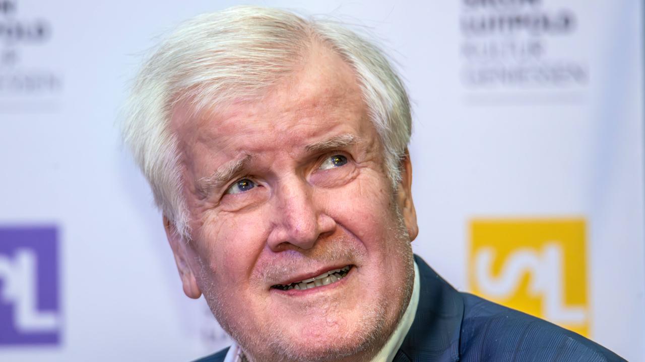 Seehofer settles accounts with Merz: Massive criticism before CDU meeting
