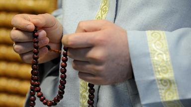 Damit auch muslimische Soldaten Hilfe bei psychischen Belastungen erhalten, bekommen sie einen Imam als religiösen Seelsorger gestellt.