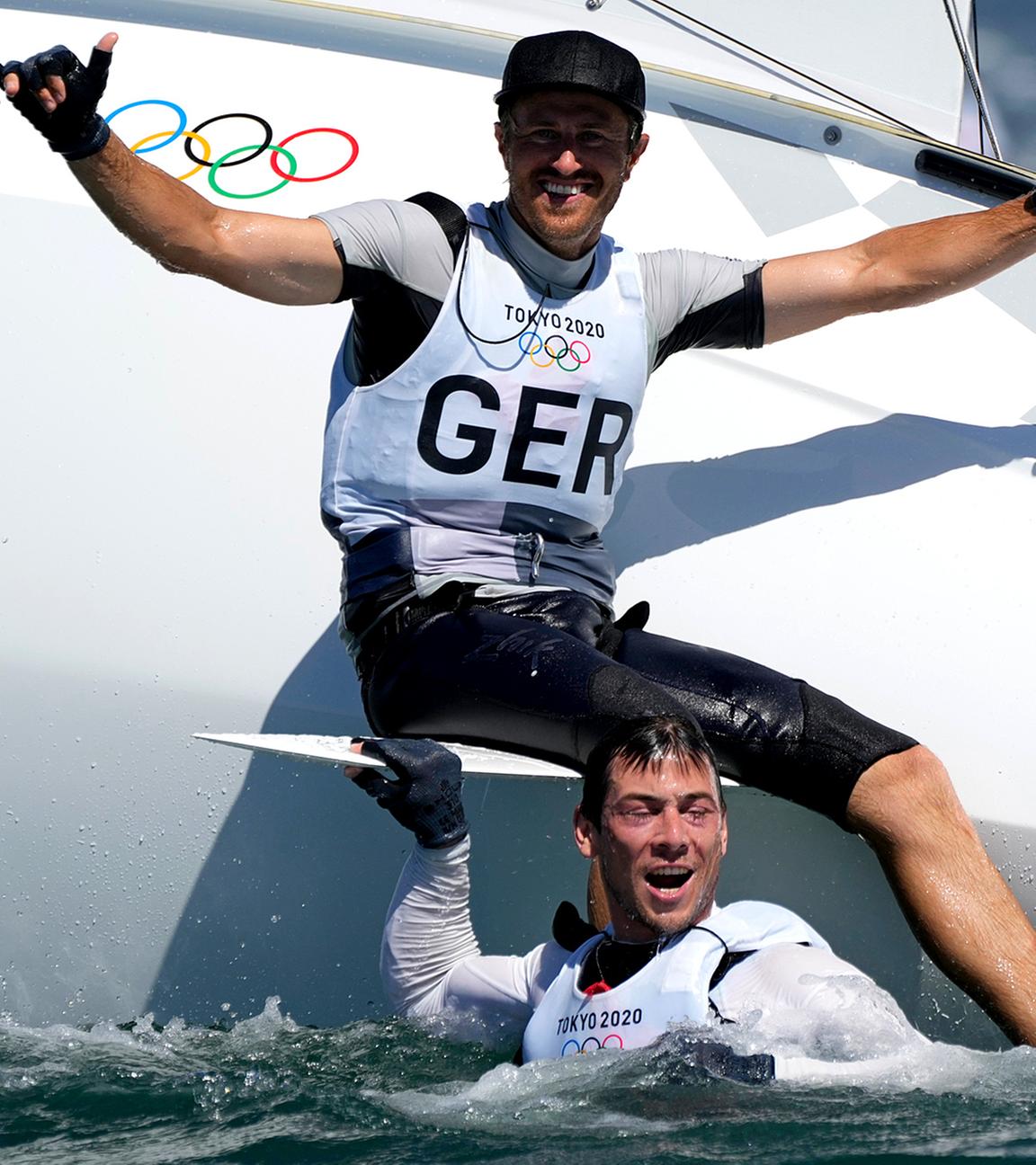 Erik Heil und Thomas jubeln über Bronze.