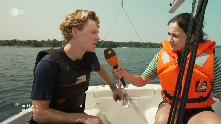 Reporterin Saadet Czapski beim Segeln