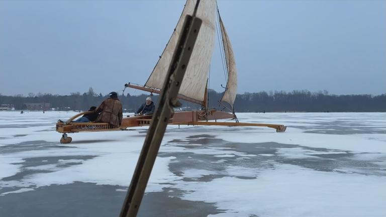 Eissegeln auf dem Müggelsee
