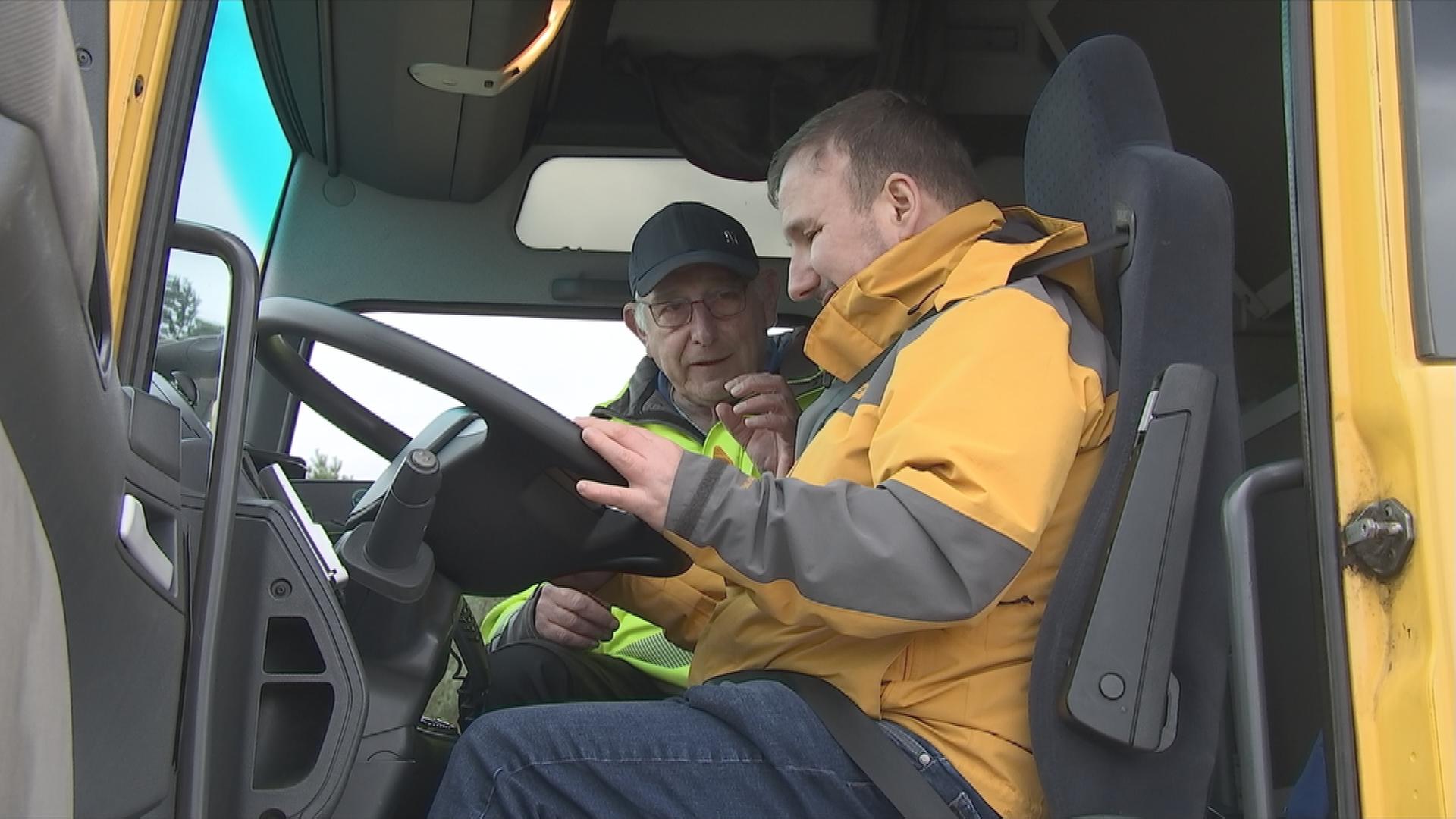 Sehbehinderte fahren Auto
