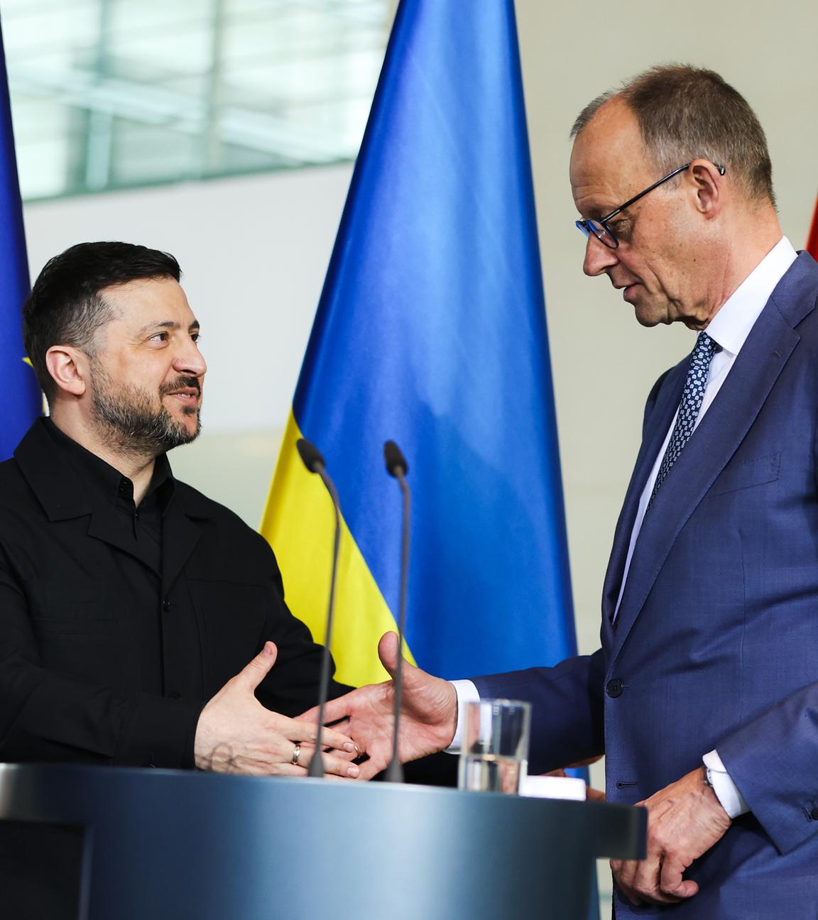 Deutsch-ukrainische Regierungskonsultationen im Berliner Bundeskanzleramt: Gemeinsame Presseunterrichtung durch Bundeskanzler Me