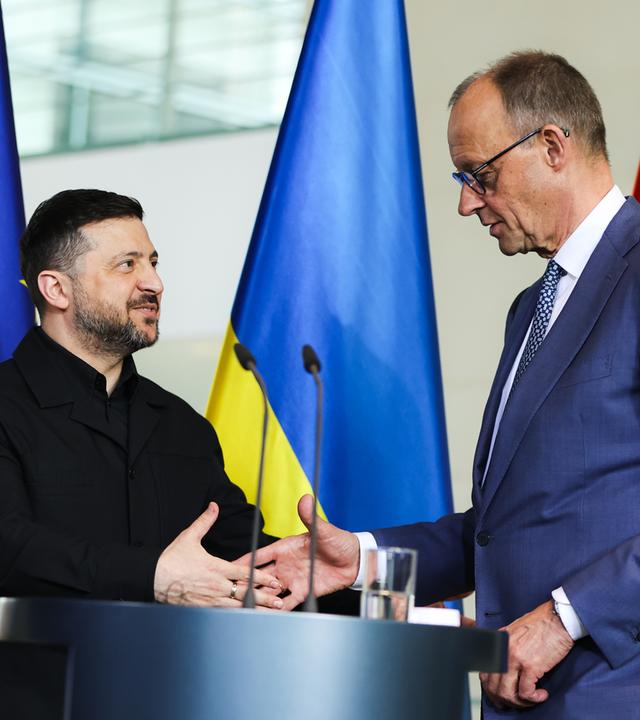Deutsch-ukrainische Regierungskonsultationen im Berliner Bundeskanzleramt: Gemeinsame Presseunterrichtung durch Bundeskanzler Me