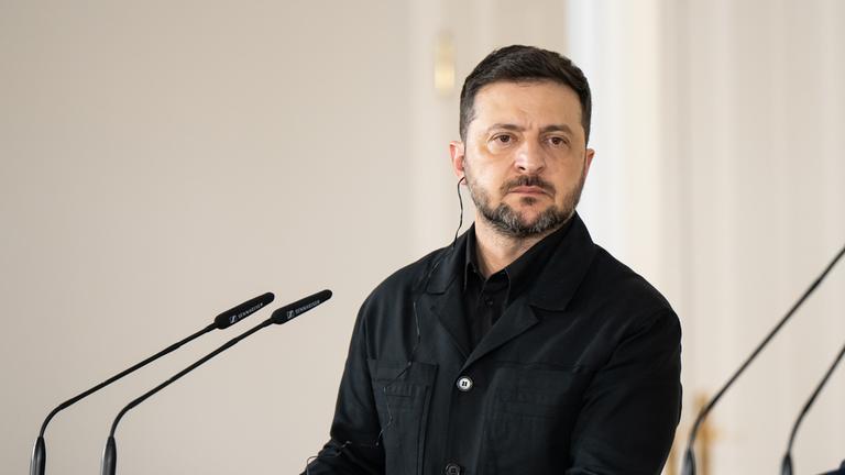 Sanchez und Selenskyj bei einem Treffen im Moncloa Palast in Madrid