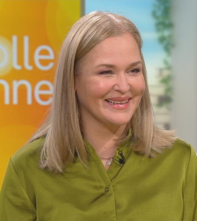 Judith Hoersch am "Volle Kanne"-Frühstückstisch