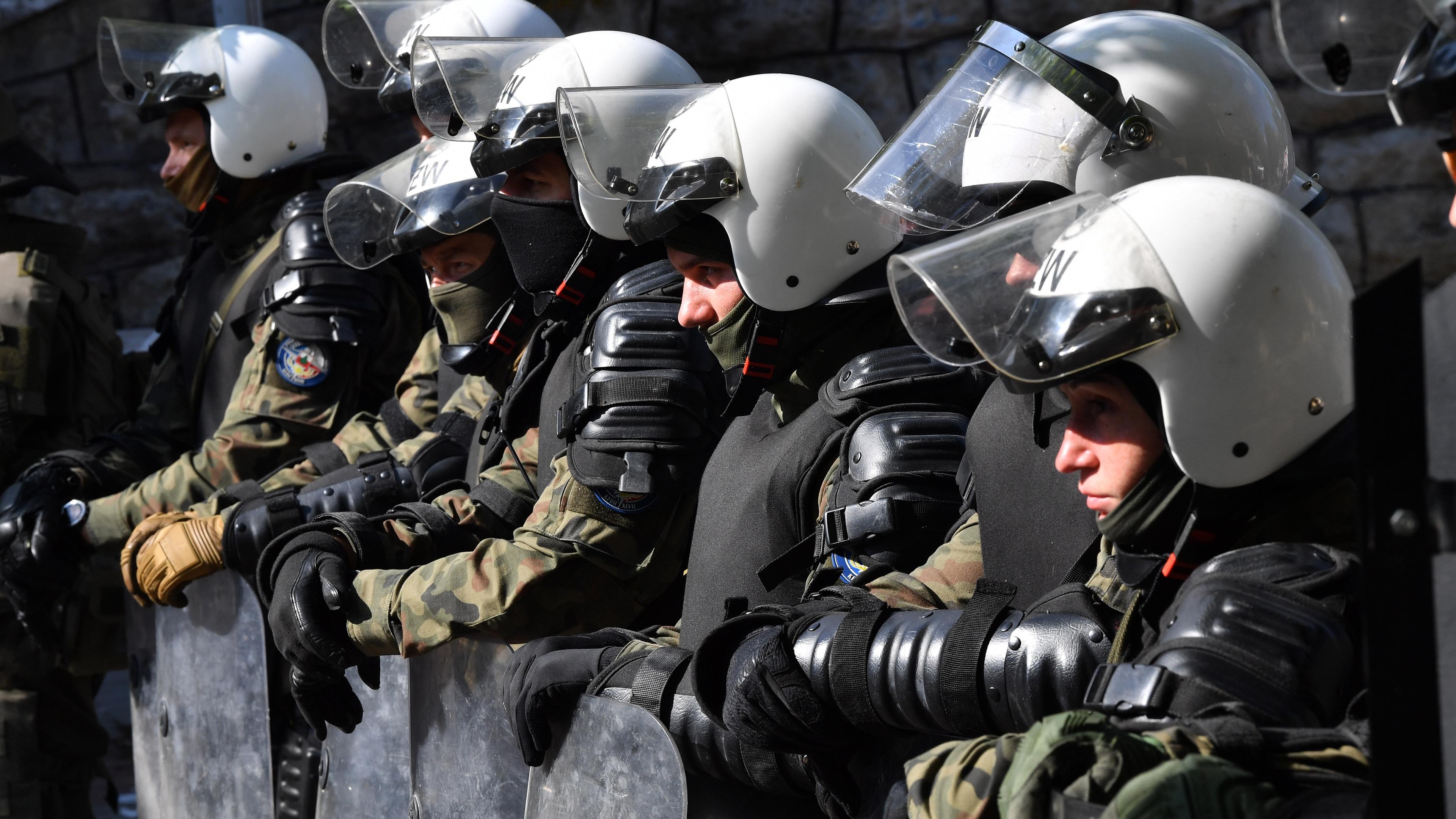 High tensions continue after newly elected mayors took office in northern Kosovo