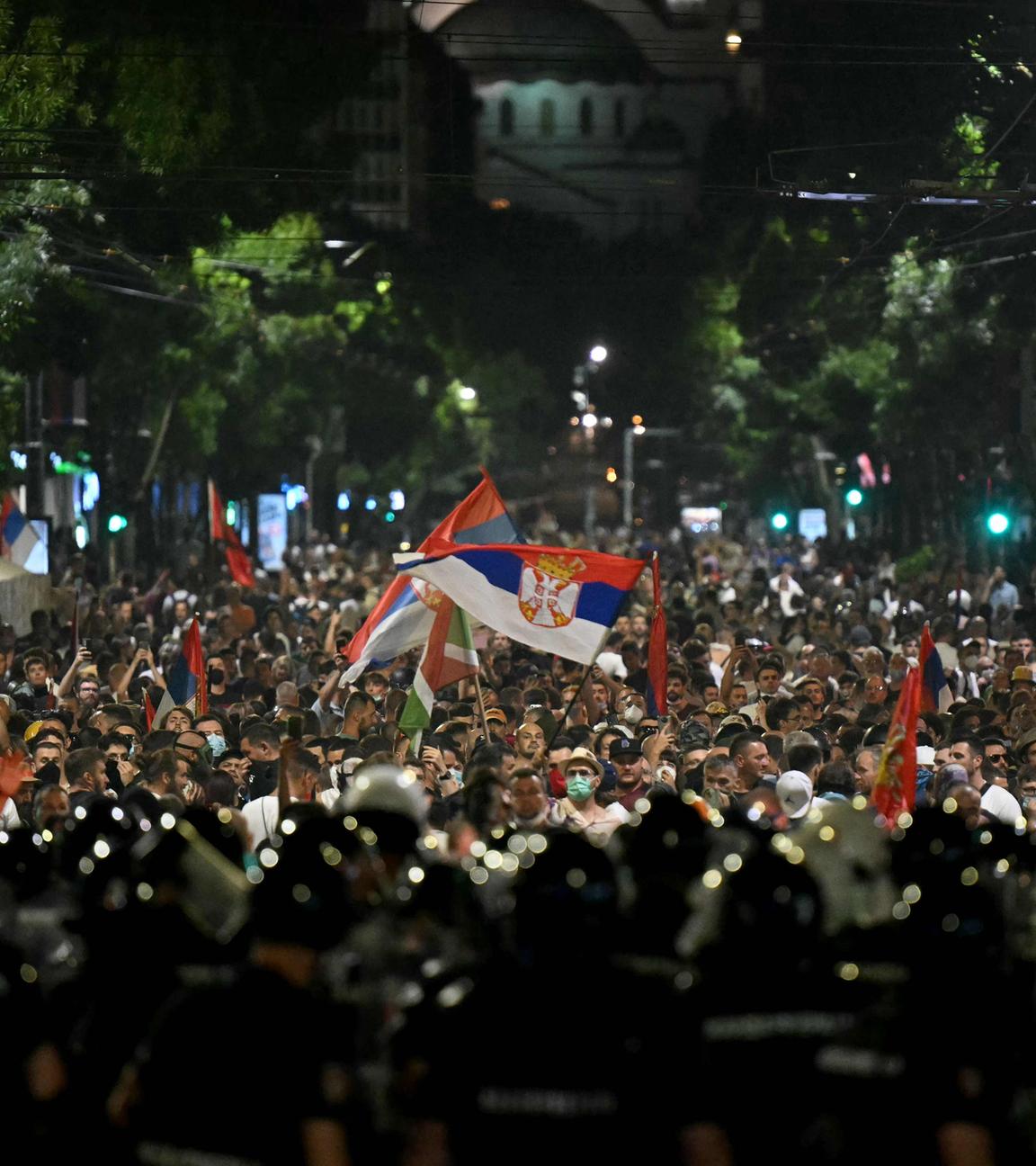 Serbien: Proteste gegen Vucic