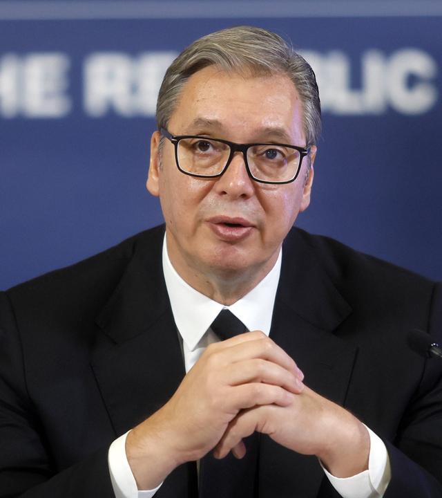 Serbien: Serbiens Staatspräsidetn Aleksander Vucic bei einer Pressekonferenz in Belgrad