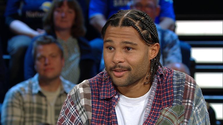 Der Fußballspieler Serge David Gnabry (Bayern München) ist jetzt im Sportstudio.