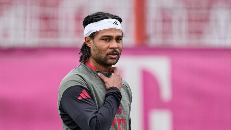 Serge Gnabry ist während einer Trainingseinheit vor dem Viertelfinal-Rückspiel der Champions League am Dienstag, dem 14. April 2026, in München zu sehen.