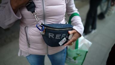 Service: Taschendiebstahl vorbeugen