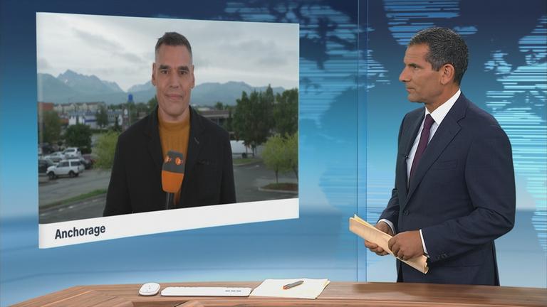 ZDF-Korrespondent Armin Coerper bei einem Schaltgespräch.