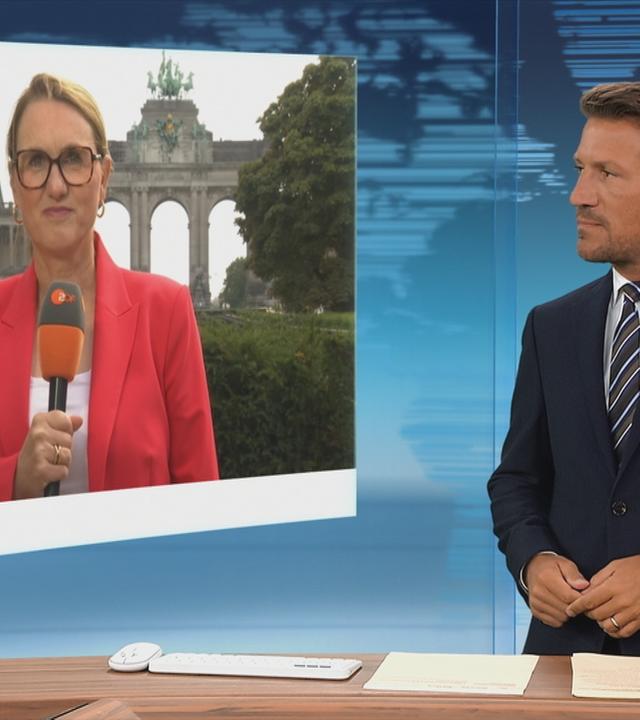 Das ZDF-Studio mit dem Reporter und eine Einblendung von Korrespondentin Ina Baltes