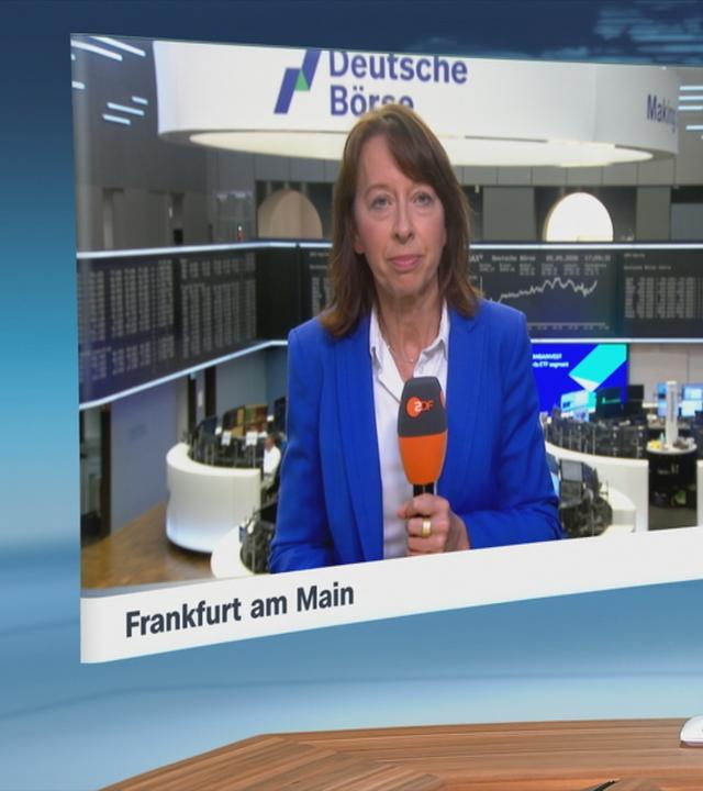 Die deutsche Bundesregierung, selbst Anteilseigner der Commerzbank, spricht sich gegen eine Übernahme durch Unicredit aus.