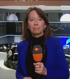 ZDF-Korrespondentin Barrell ist zu sehen.