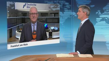 Mit großen Sprüngen bricht der Dax zum ersten Mal die Grenze von 25.000 Punkten. Die Gründe dafür analysiert Frank Bethmann. 