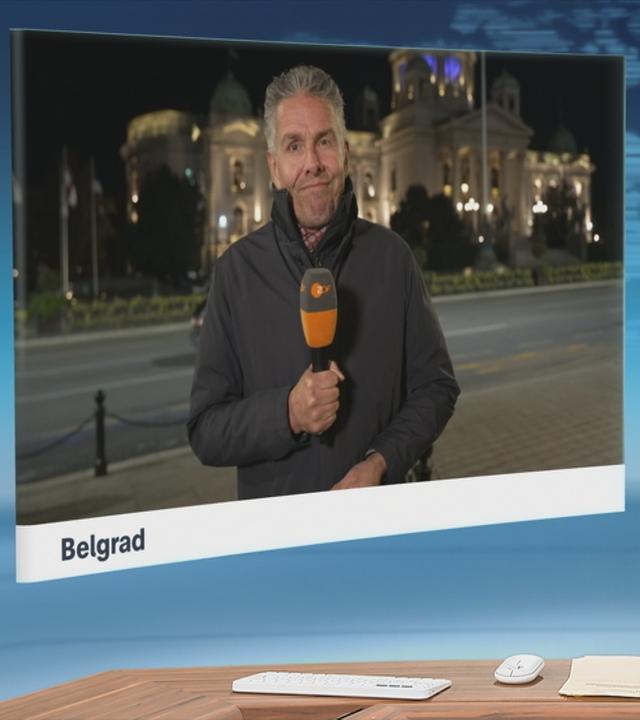 Moderator im Schaltgespräch mit ZDF-Korrespondent Michael Bewerunge