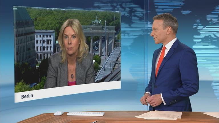 ZDF-Korrespondentin Britta Buchholz in Berlin