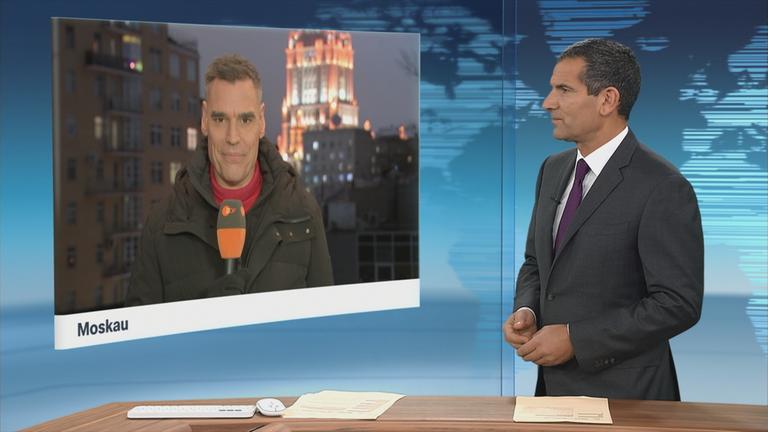 In der In der jährlichen Fernsehshow „Der direkte Draht“ beantwortete Wladimir Putin stundenlang Fragen ausgewählter Journalisten und Bürger. Armin Coerper berichtet.