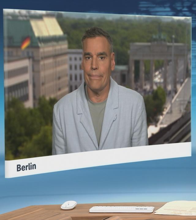 Schröder und Putin sind seit mehreren Jahrzehnten eng miteinander befreundet.