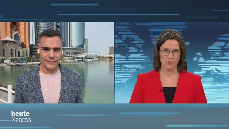 Moderatorin im Schaltgespräch mit Korrespondent Armin Coeper