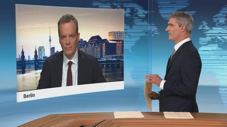 Florian neuhann im Schaltgespräch mit der heute