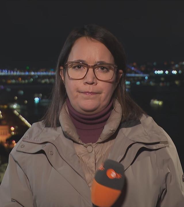 ZDF-Korrespondentin Phoebe Gaa im Schaltgespräch mit Moderation