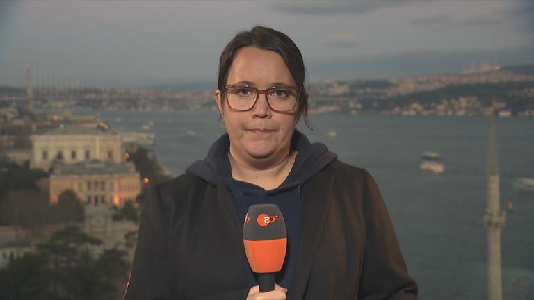 Die Iran-Korrespondentin Phoebe Gaa