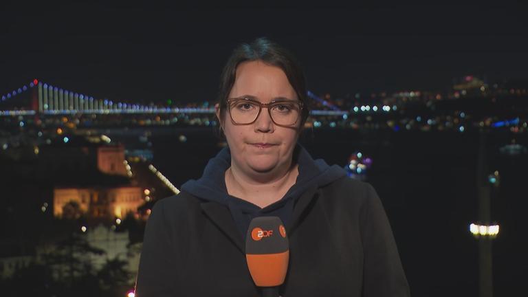 Die Korrespondentin Phoebe Gaa berichtet aus Istanbul