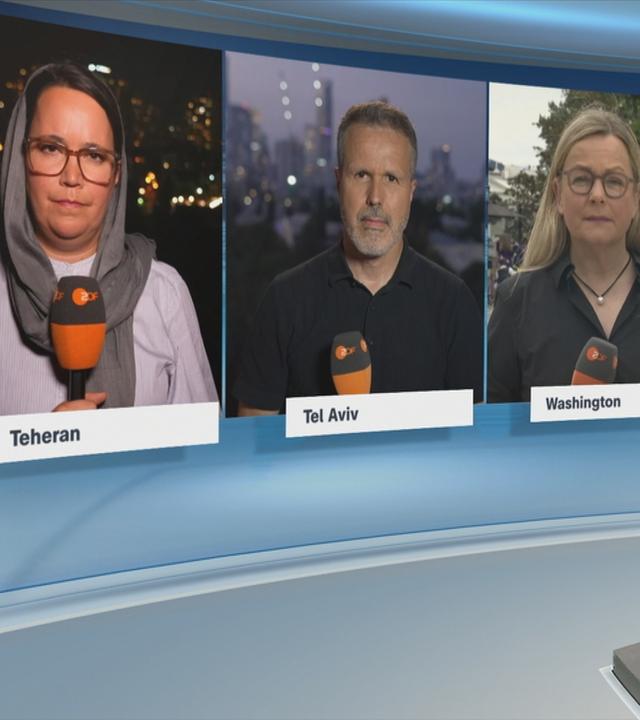 Moderatorin im Schaltgespräch mit den ZDF-Korrespondenten Phoebe Gaa, Thomas Reichart und Claudia Bates