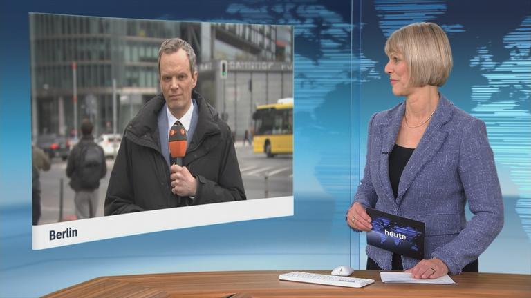 Moderatorin im Schaltgespräch mit ZDF-Wirtschaftsexperte Florian Neuhann