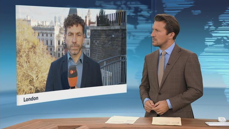 Moderator im Schaltgespräch mit Korrespondent Alexander Glodzinski