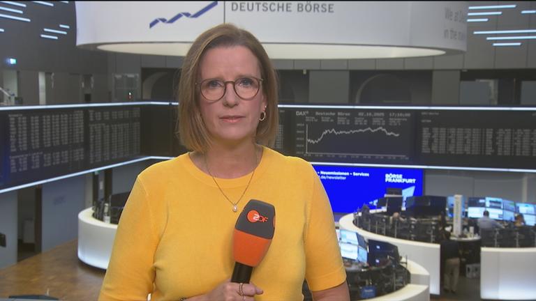 Laut dem Statistischen Bundesamt muss jeder fünfte Rentner mit höchstens 1400 Euro im Monat auskommen. Sozialverbände zeigen sich alarmiert. Valerie Haller mit den Einzelheiten.