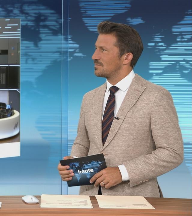 Moderatorin im Schaltgespräch mit ZDF-Börsenexpertin Valerie Haller