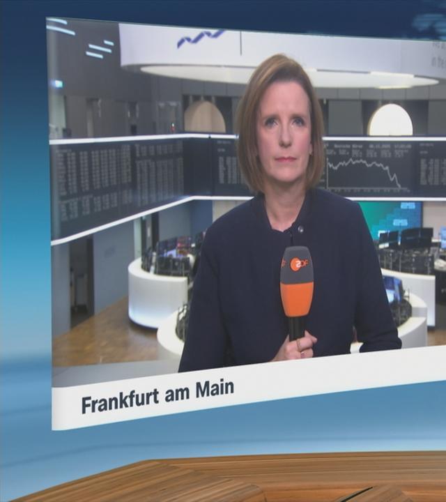 ZDF-Korrespondentin Valerie Haller bei einem Schaltgespräch.