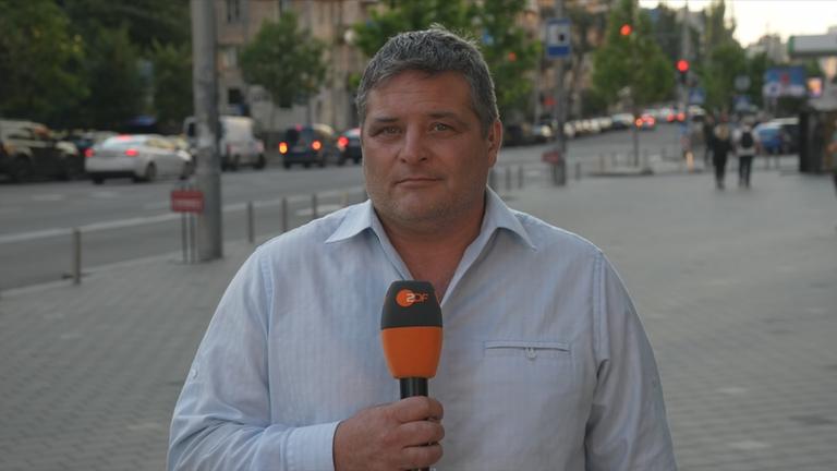 ZDF-Korrespondent Dara Hassanzadeh berichtet aus Kiew.