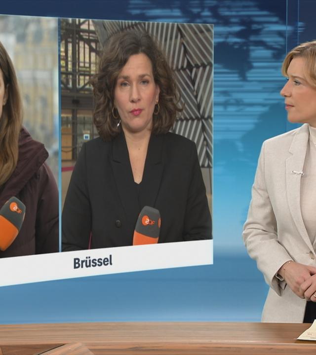 Man erkennt die zwei ZDF-Korrespondetinnen Jung und Schäfers