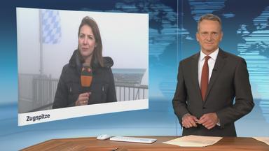ZDF-Korrespondentin Andrea Maurer berichtet ins ZDFheute-Studio. 