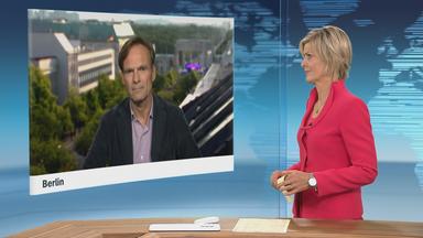 Schaltgespräch mit Wulf Schmiese und Moderation.