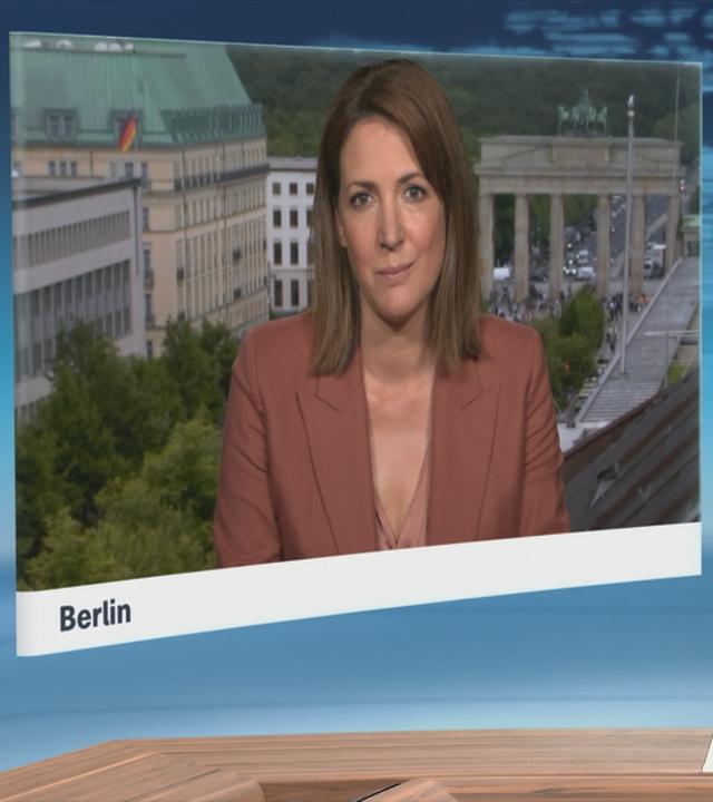 ZDF-Korrespondentin Andrea Maurer in Berlin