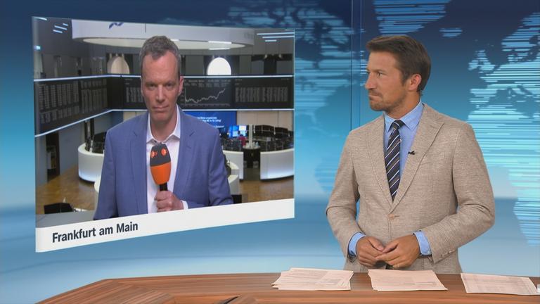 ZDF-Börsenexperte Florian Neuann bei einem Schaltgespräch.