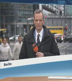 Moderatorin im Schaltgespräch mit ZDF-Wirtschaftsexperte Florian Neuhann