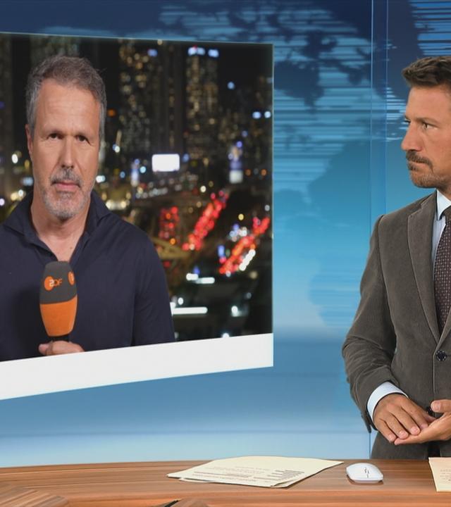 ZDF-Korrespondent Thomas Reichart ist zu sehen.