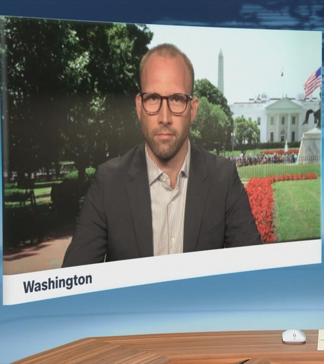Moderator im Schaltgespräch mit ZDF-Korrespondent David Sauer