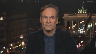 Schaltgespräch mit ZDF-Korrespondent Wulf Schmiese und Moderation