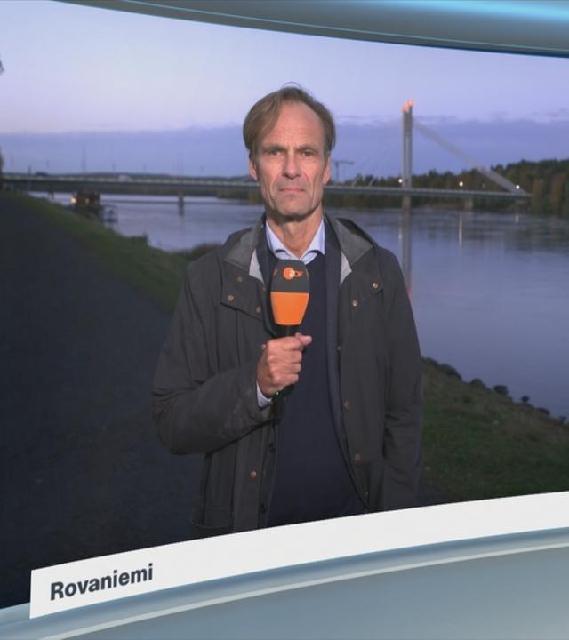 Schaltgespräch mit Wulf Schmiese und Moderation.